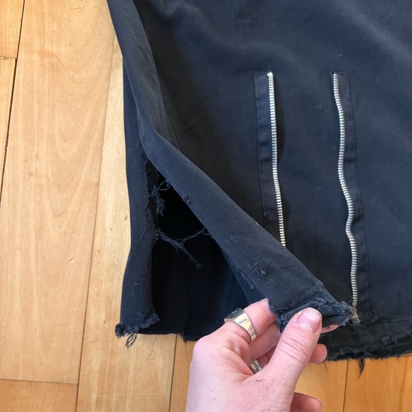 TRIPP NYC Wide Leg Baggy Chain Pant - Picture 16 of 16